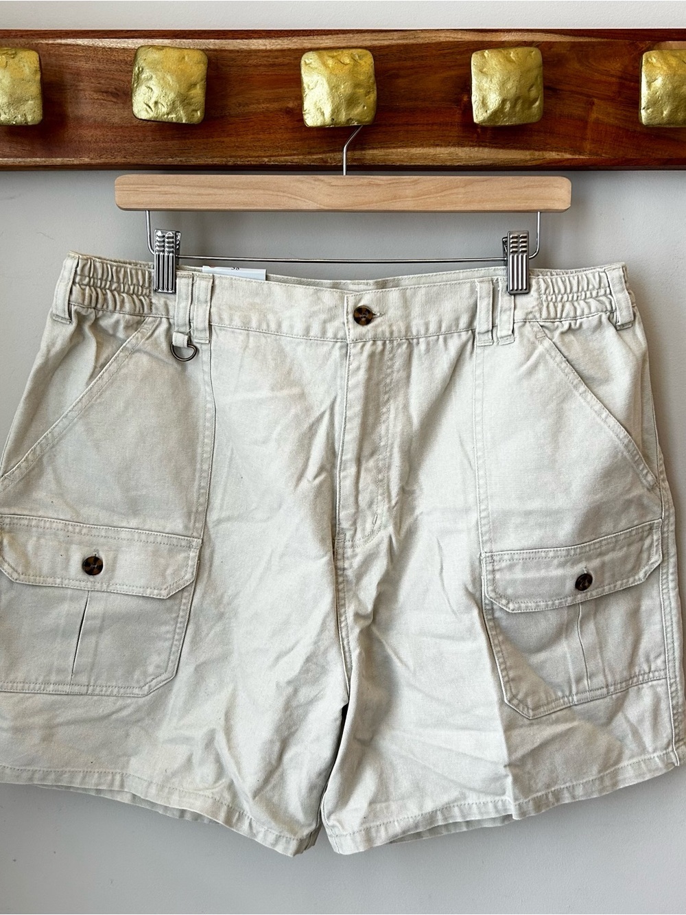 Dickies Cargo Shorts in Light Beige BNWT